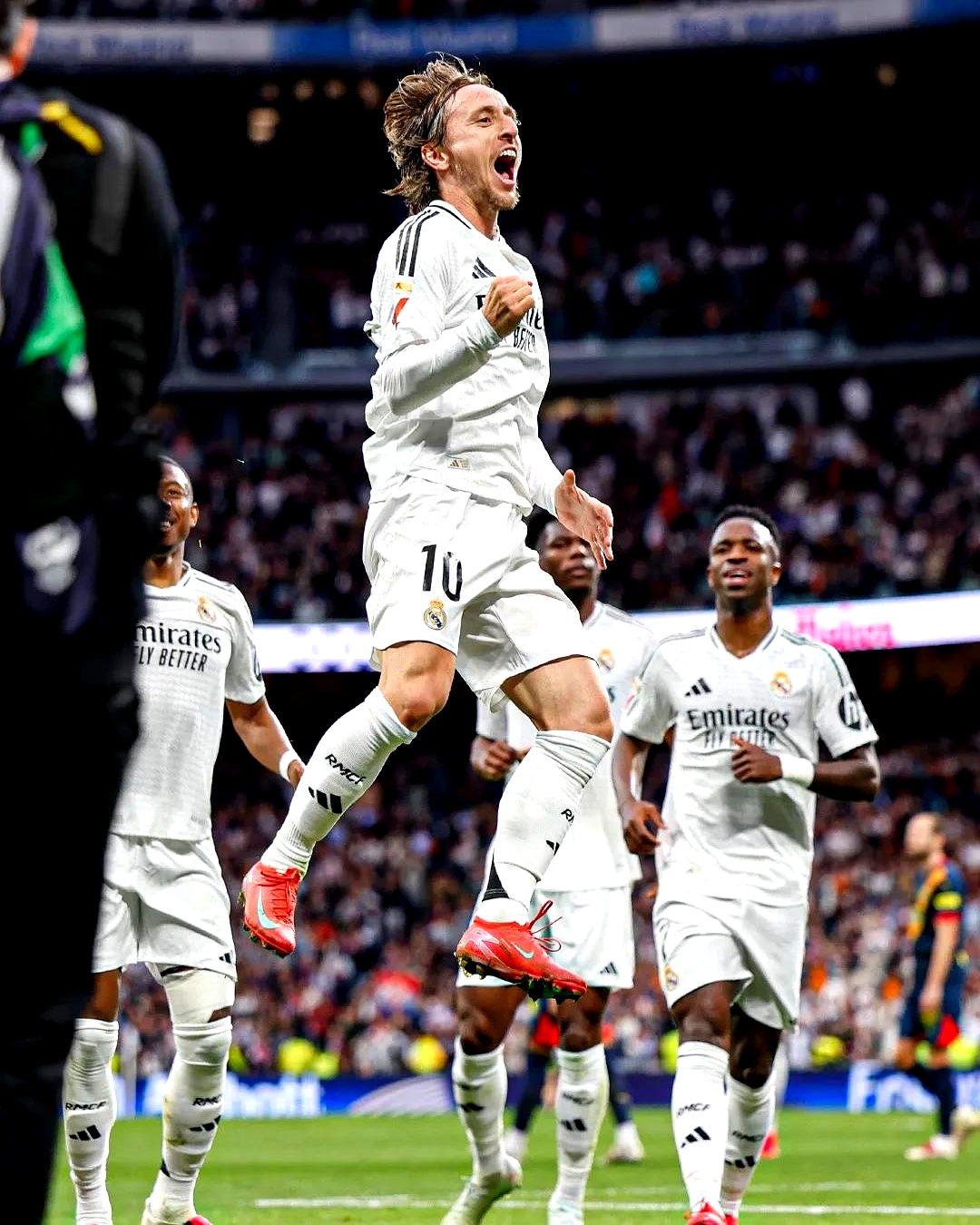 莫德里奇成功零封拜仁，门将赛后获得全场最佳