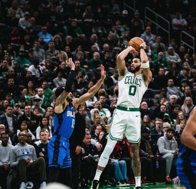 关于塔图姆连续七场比赛得分超过比分优势明显，中国队挑战极限！的信息